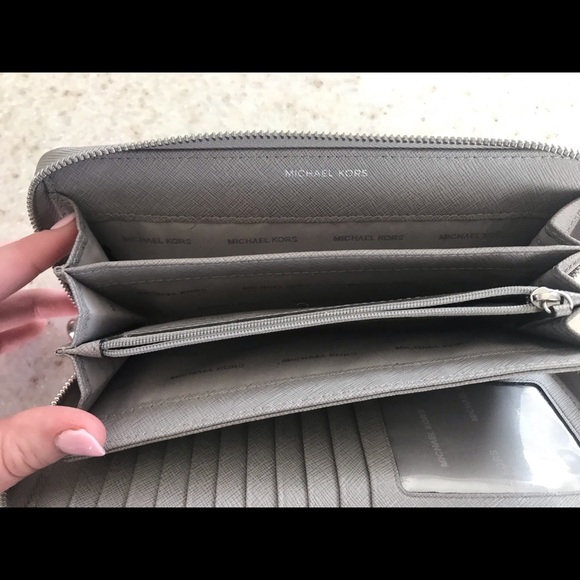 Michael Kors Grey Wallet - Picture 3 of 6